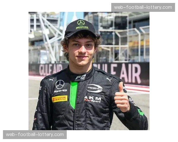 F2冠军安东内利确认将参加梅赛德斯赛季中测试，为未来晋升铺路